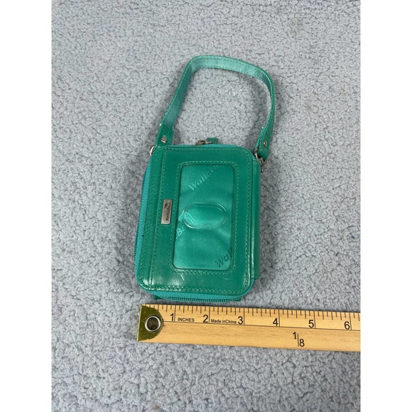 WalletBe Wallet Green Leather Accordion Zip Around - Picture 3 of 10